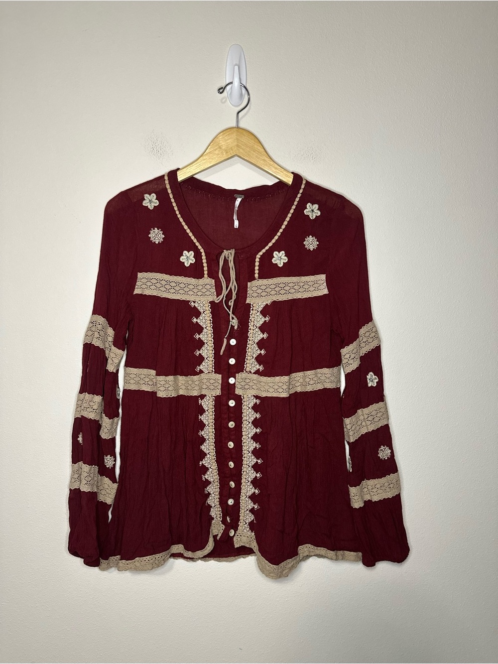Free People Iris Cranberry Boho Peasant Blouse Button Up Long Sleeve beaded Sz M - Picture 2 of 8